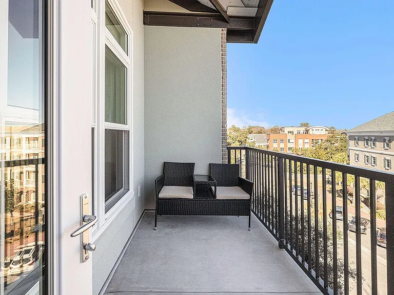125 Pier View St #205 — Photo 8