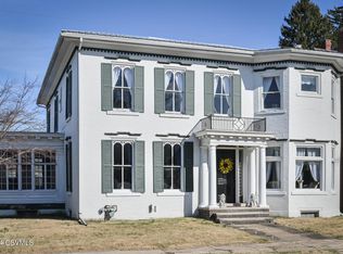 445 N Front St, Milton, PA 17847