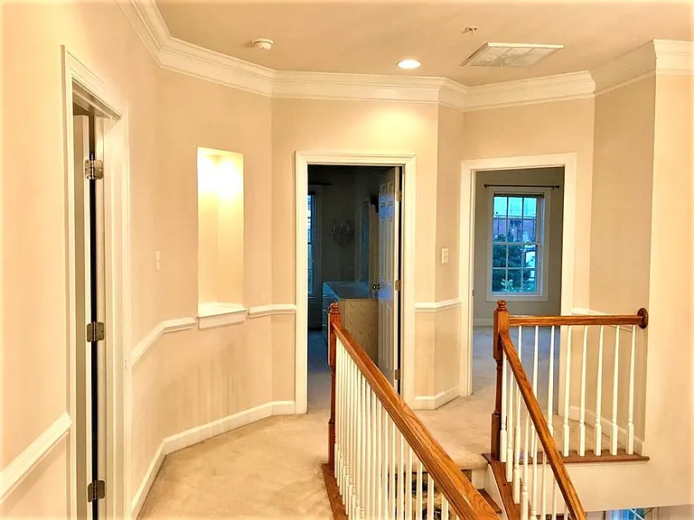 149 Norwich Ln — Photo 23