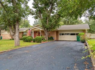 1907 Lathan Ln, Taylor, TX 76574