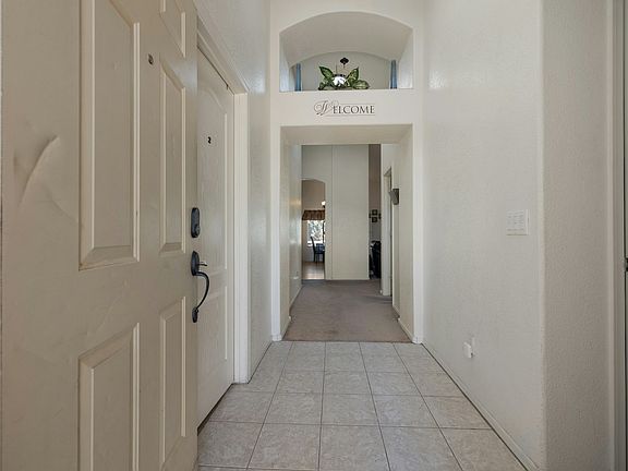 Entry way