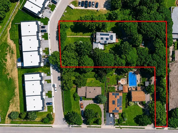 135 Elgin St N, Cambridge, ON N1R 5H6