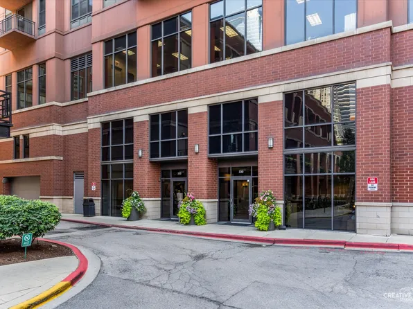 330 N Jefferson St APT 2102, Chicago, IL 60661
