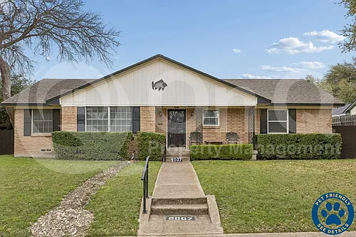 9007 Sweetwater Dr Photo 1