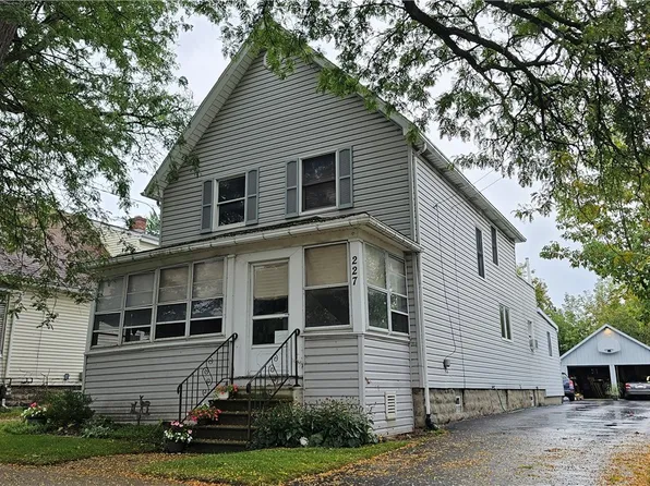 227 Robinson St, North Tonawanda, NY 14120