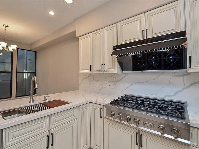 15735 Tanya Cir — Photo 10