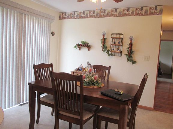 4th image of 888 Sunridge Dr