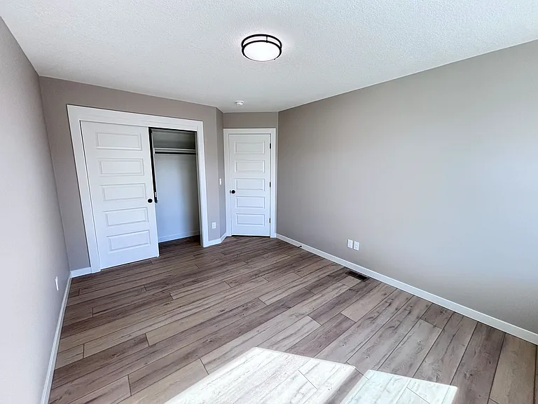 4848 Elvira St N #1 — Photo 12