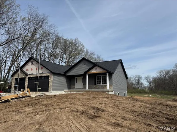 32 Alpine Dr, Troy, MO 63379