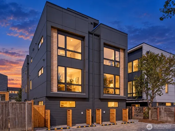 4328 Woodlawn Avenue N #A, Seattle, WA 98103