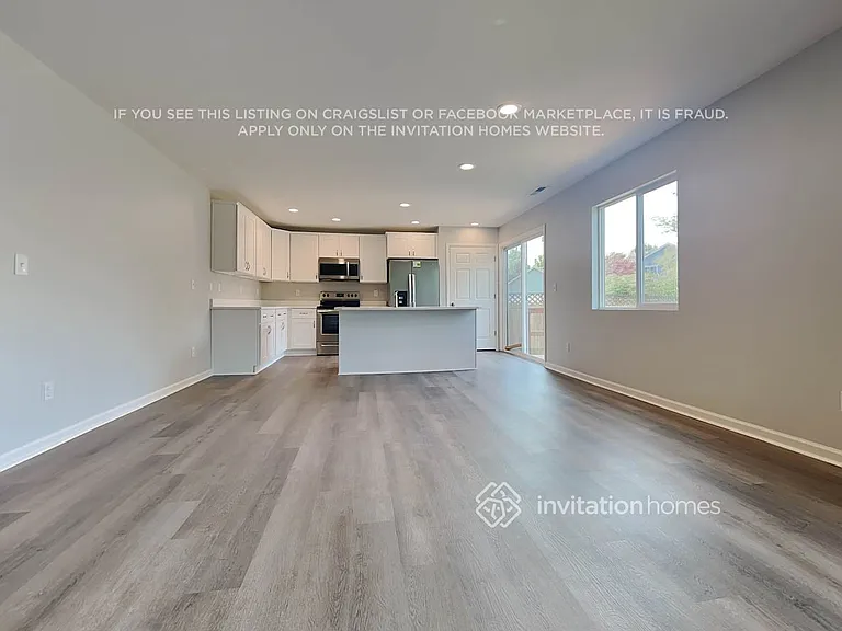 6933 Breeze Dr SE — Photo 6