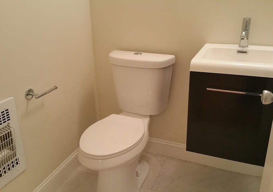 1st image of 262 12th Ave