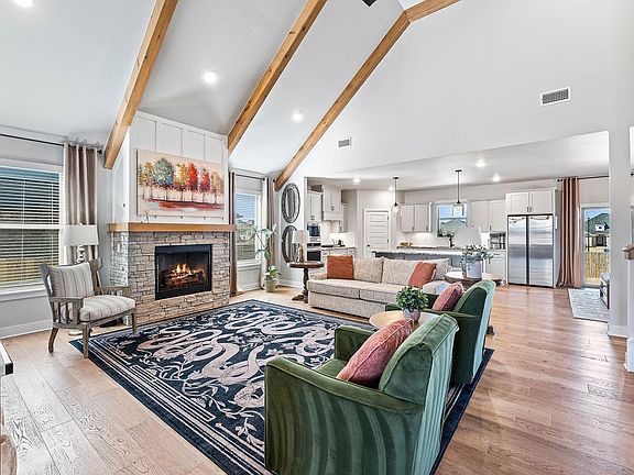 3rd image of 1913 Abbott Ln