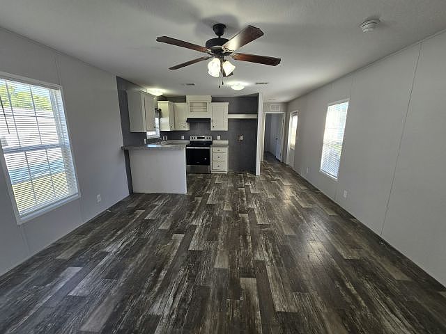 2nd image of 1234 Reynolds Rd #120