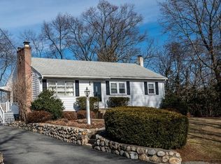 19 Anna Rd, Woburn, MA 01801