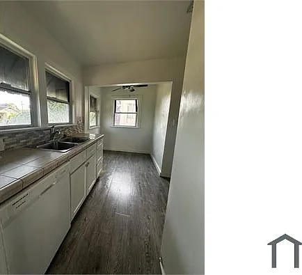 2 bed, $2,700 — Photo 3