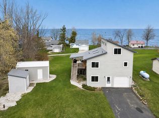10890 N Bay Shore Rd, Brussels, WI 54204