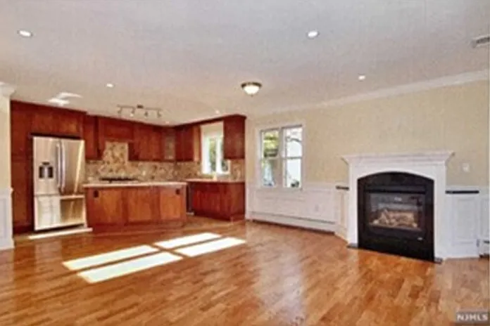 452 Grand Ave #C