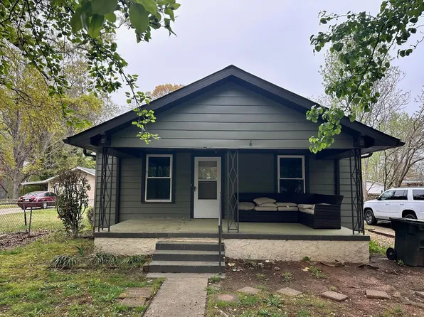 207 E Arlington Ave, Greer, SC 29651