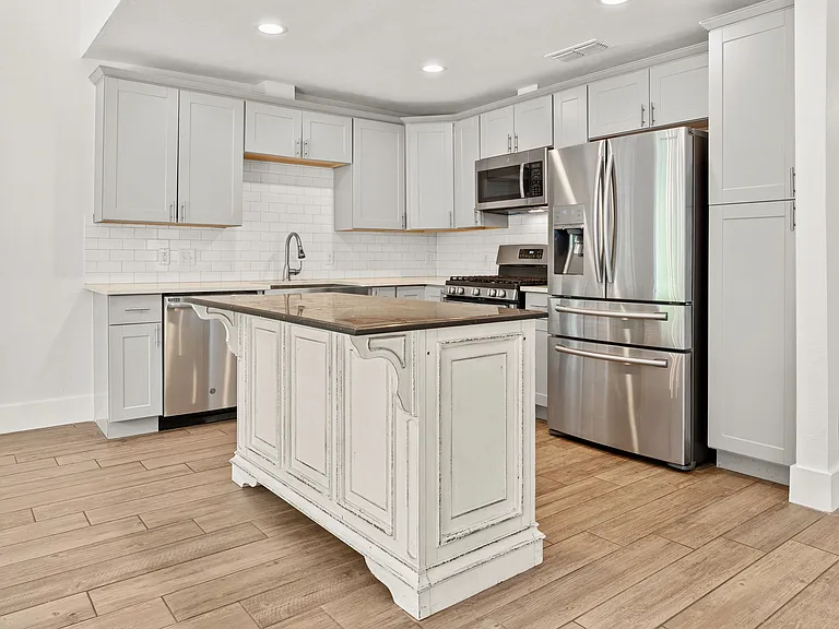 9445 Singing Quail Dr — Photo 1