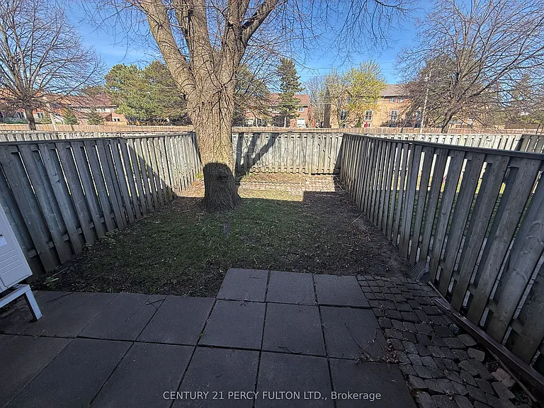 221 Ormond Dr #22 — Photo 17