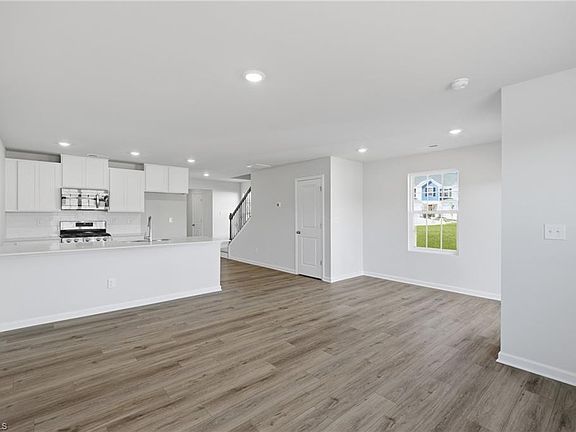 6th image of this home