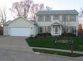 2104 E 34th Ct, Davenport, IA 52807