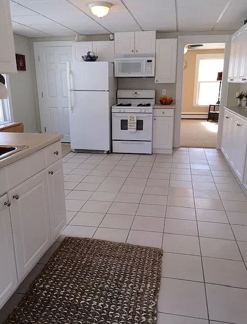 2 bed, 1200 sqft, $2,595 — Photo 2