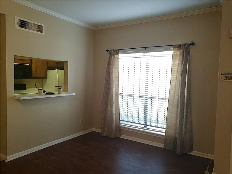 8299 Cambridge St #403 — Photo 3