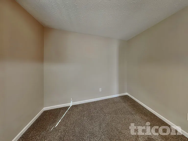 7536 Miesha Ct — Photo 11