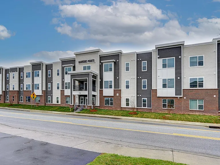 Hawkins Pointe — Photo 22