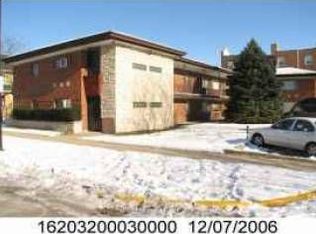 917 Walnut Dr, Darien, IL