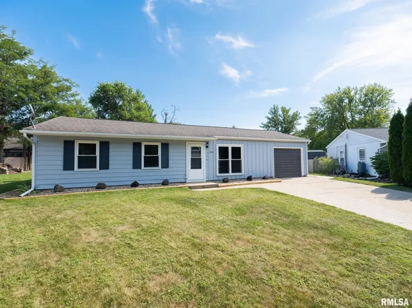 1002 Collins Ct, Peoria, IL 61607