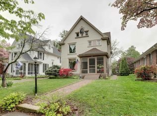 2020 Grove Ave, Quincy, IL 62301