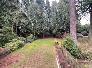 12586 22nd Ave, Surrey, BC V4A2B7