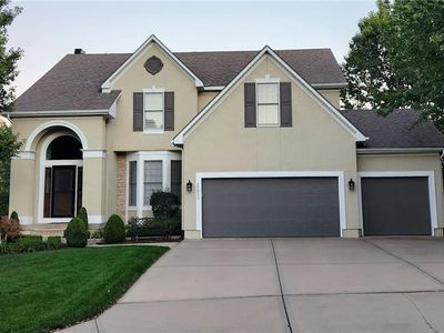 15933 Birch St, Overland Park, KS, 66085