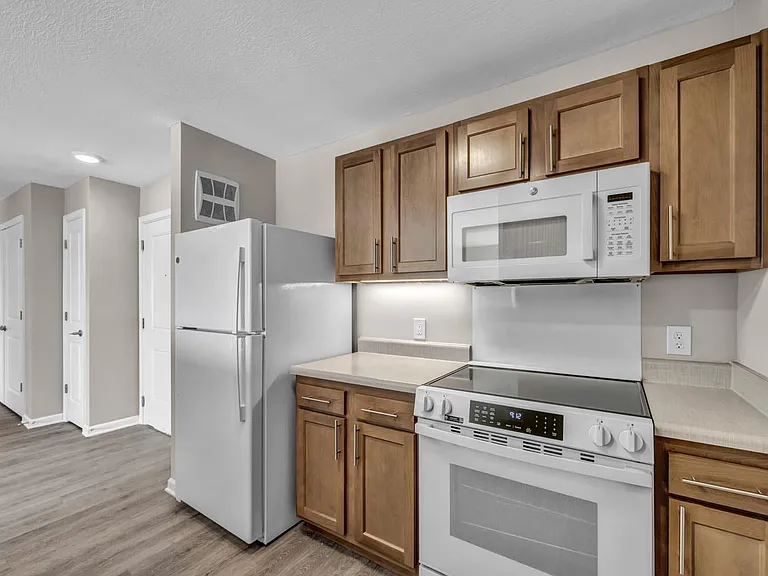 Newton Family Apartments — Photo 9