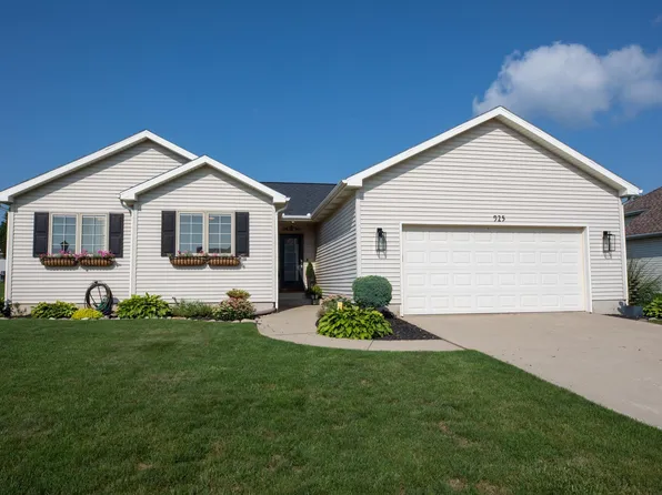 925 Lynn Dr, Bremen, IN 46506
