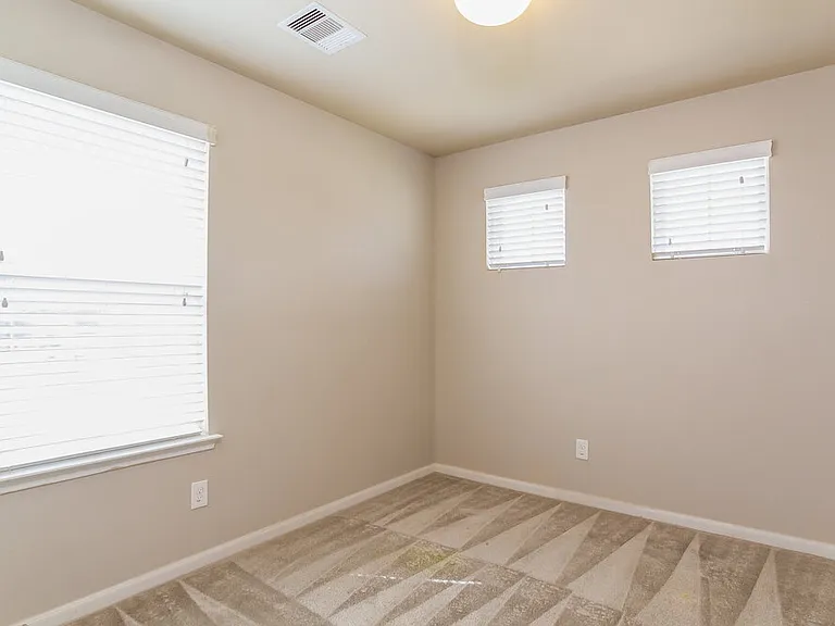 23630 Maple View Dr — Photo 12