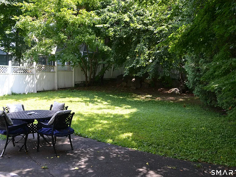 40 Emma Rd — Photo 30
