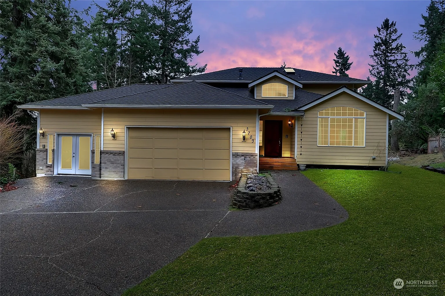 3709 166th Avenue Ct E photo 1