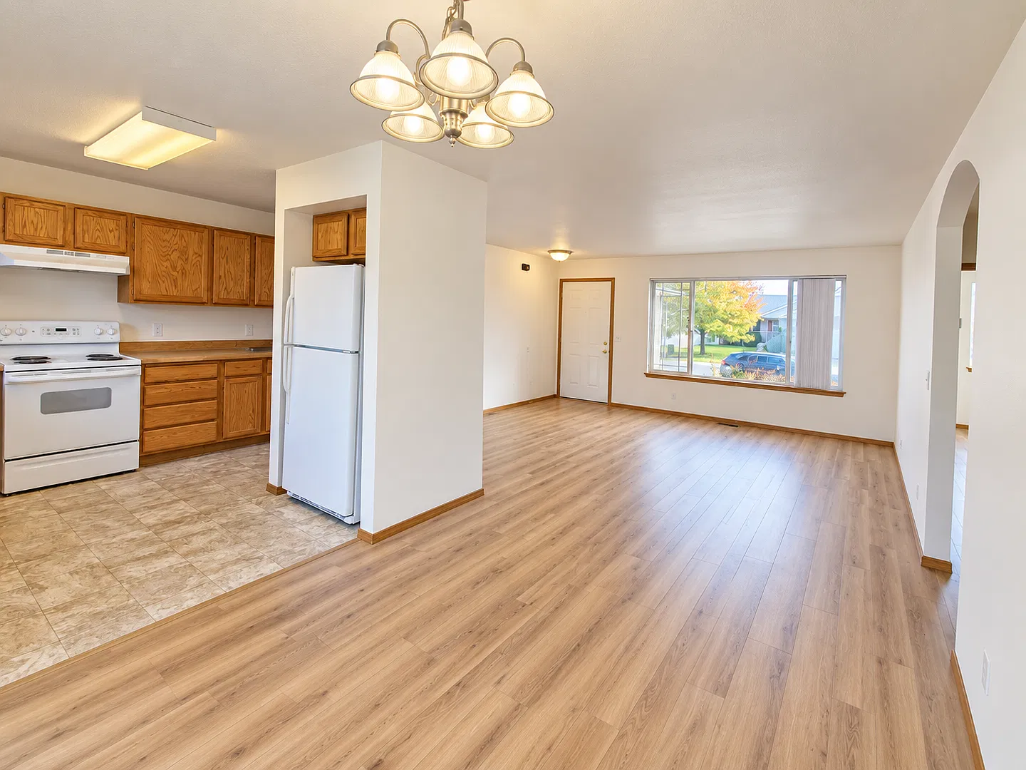 2365 E Bremington — Photo 3