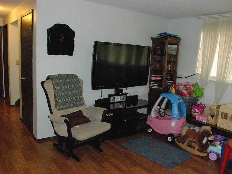 2030 NW Turner Dr #B — Photo 12