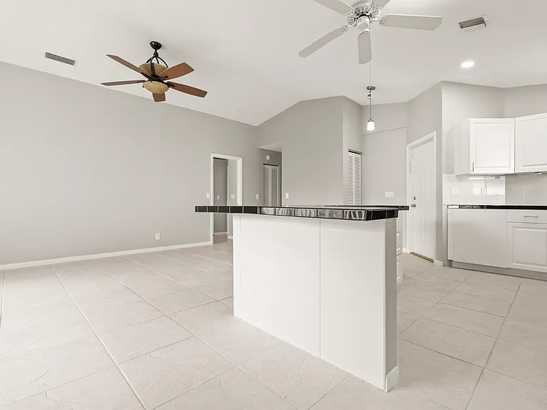 1209 Pine Sage Cir — Photo 33