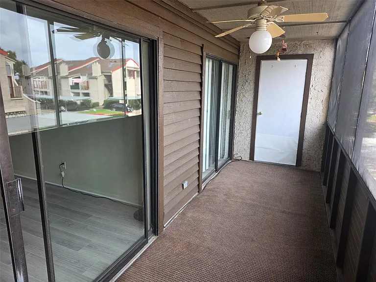 3025 Walnut Bend Ln #21 — Photo 11