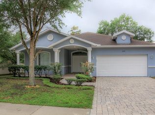 8659 Navajo Ave, Temple Terrace, FL 33637