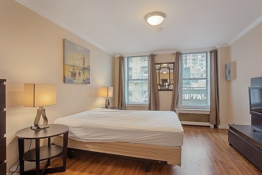 2nd image of 252 W 47th St APT 9