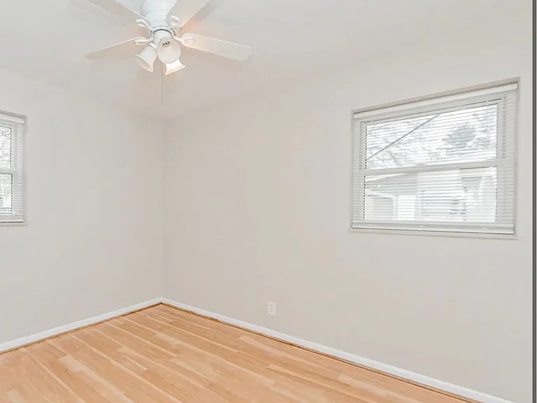 510 Brighton Way — Photo 10