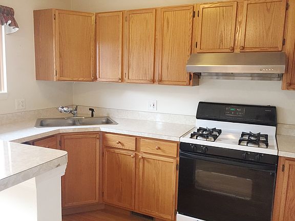 2nd image of 3446 N Monticello Ave #Th