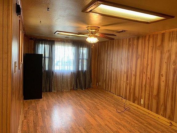2nd image of 524 N Rock St